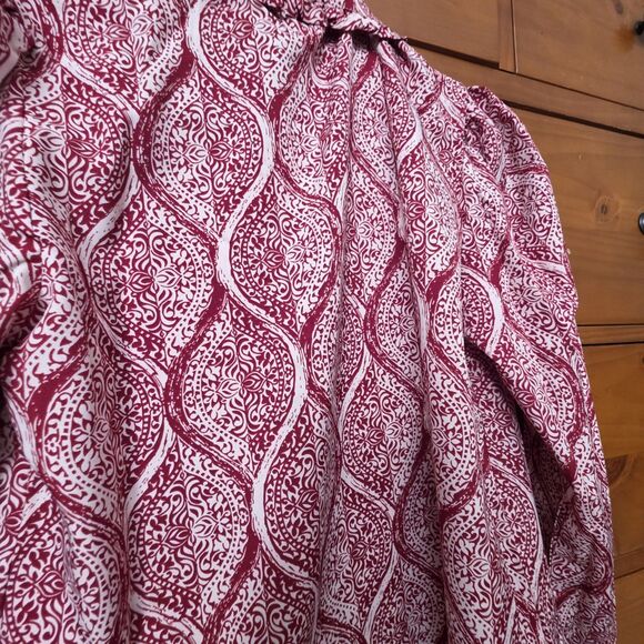 NWT Cider Blouse Size Large Red Cream Long Sleeved Ruffle Collar Button Up - Picture 10 of 10